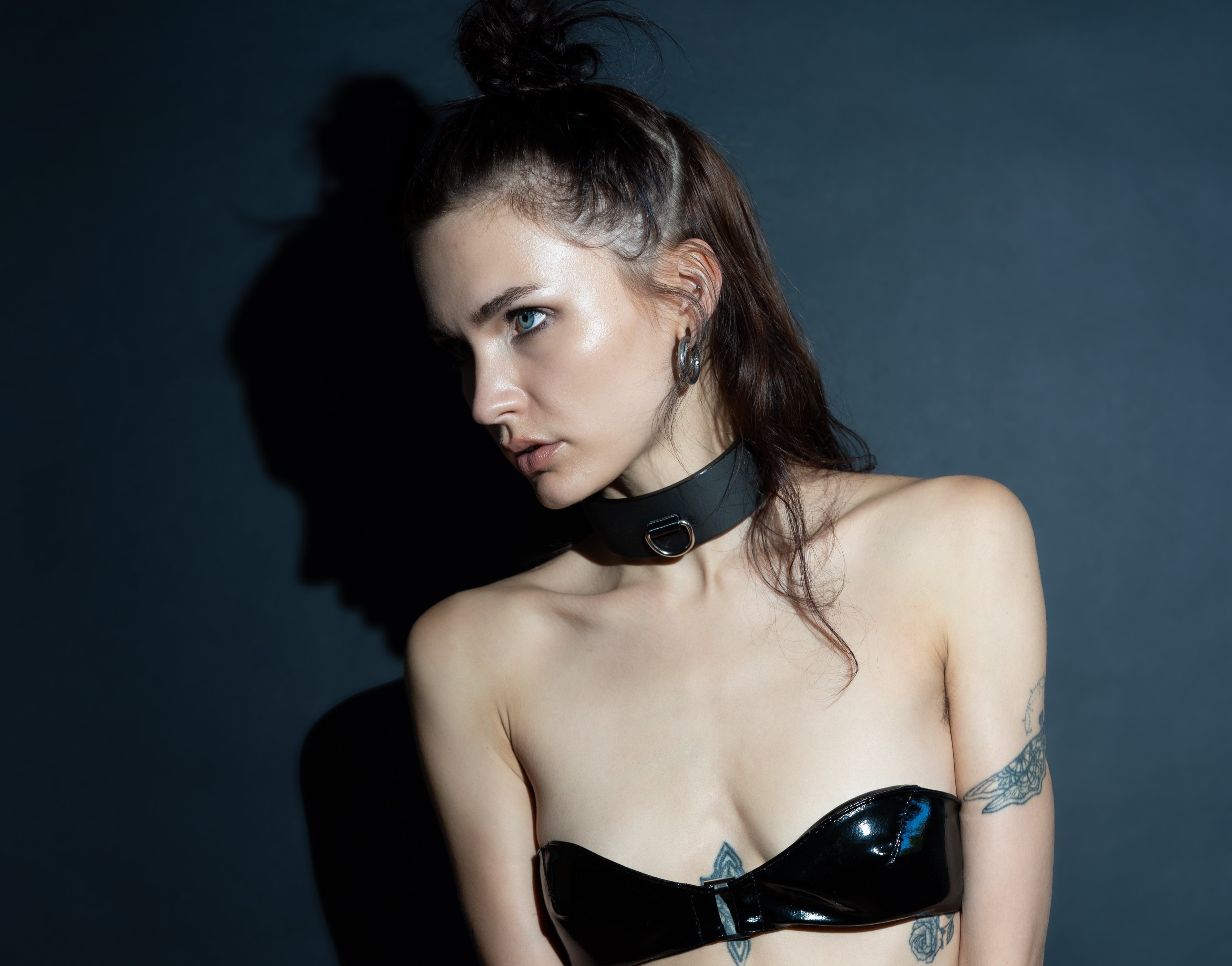 How to Combine "Quick Cuffs" with Party Clothing for a Bold, Kinky Look
