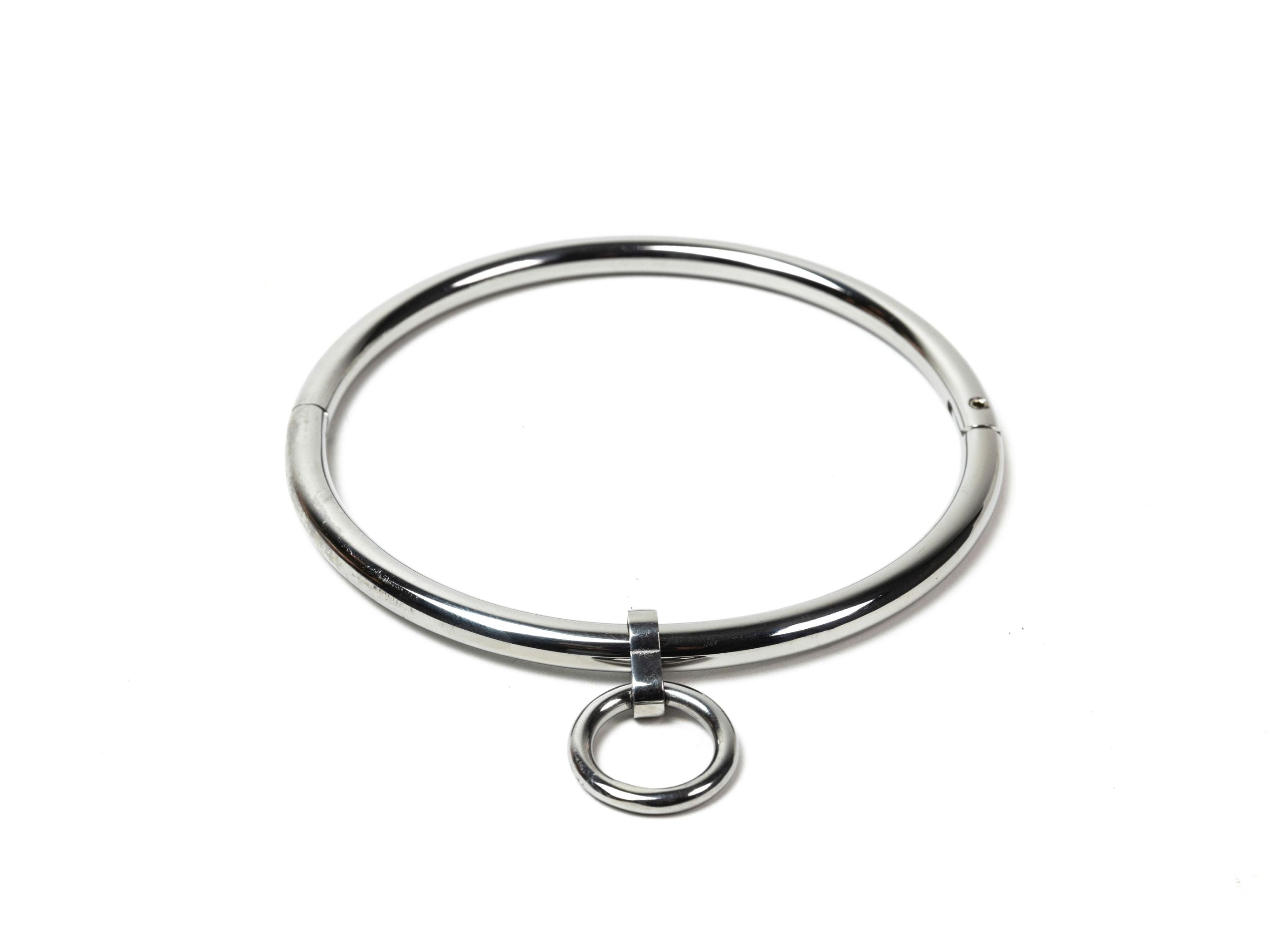 deSade® Collar 8 mm silver - Elegant locking neck cuff in stainless steel, oval, with hidden Hex‑Lock – with O‑Ring
