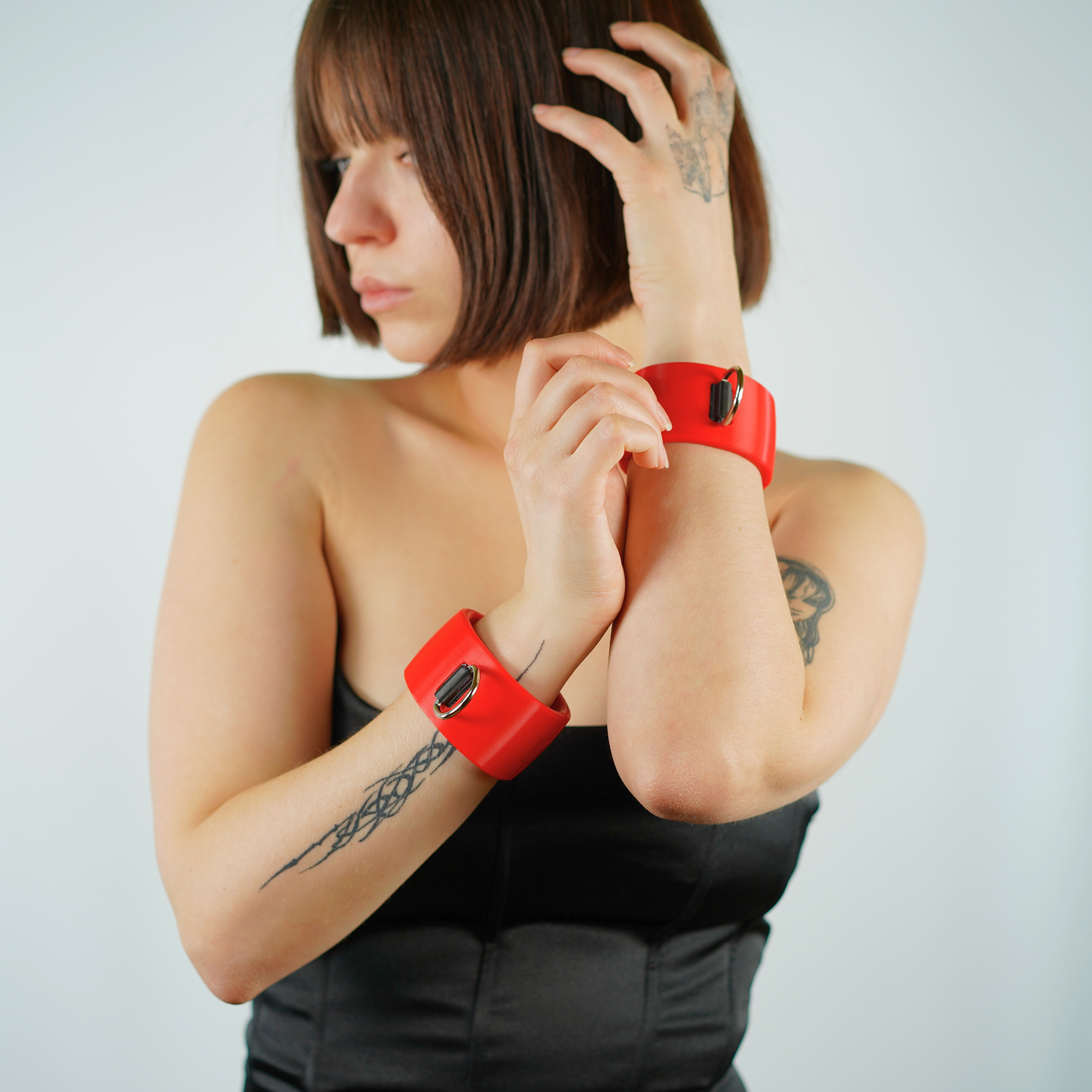 Extreme Quick-Shackles - custom made handcuffs with D-ring and snap lock