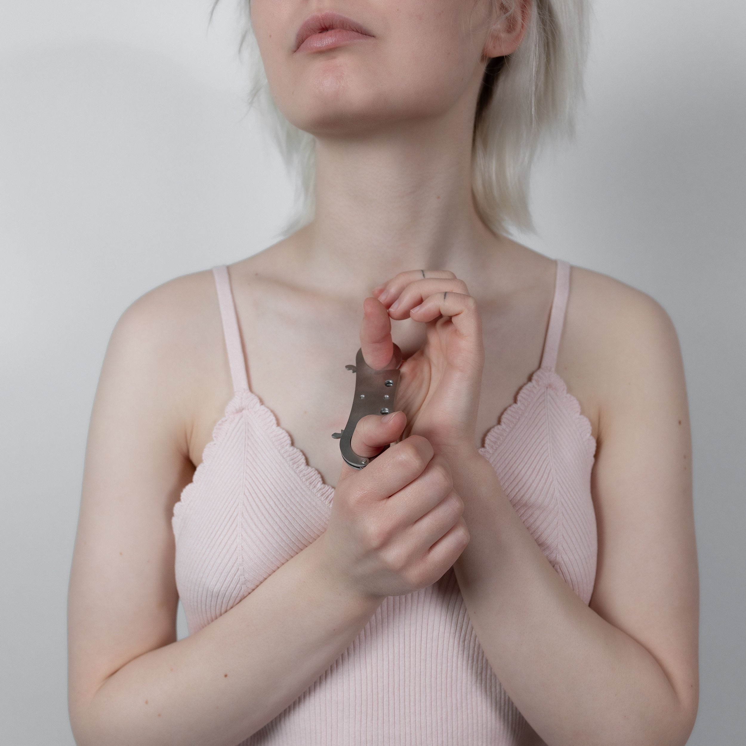 Premium stainless steel thumbcuffs