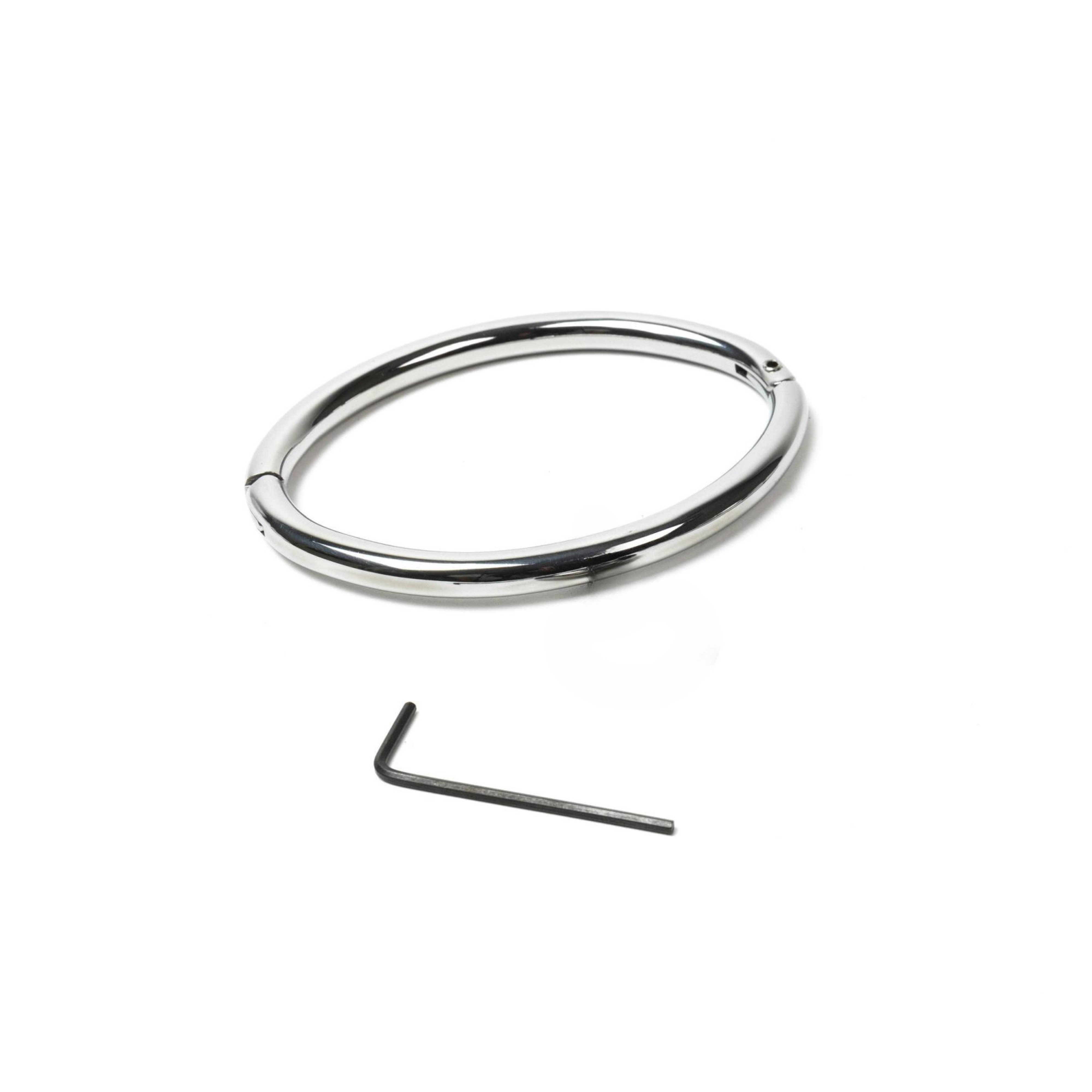 2 x deSade® Cuff 8 mm silver – Elegant locking bracelet in stainless steel with hidden Hex‑Lock. Available as a Single Piece or a Set of Two