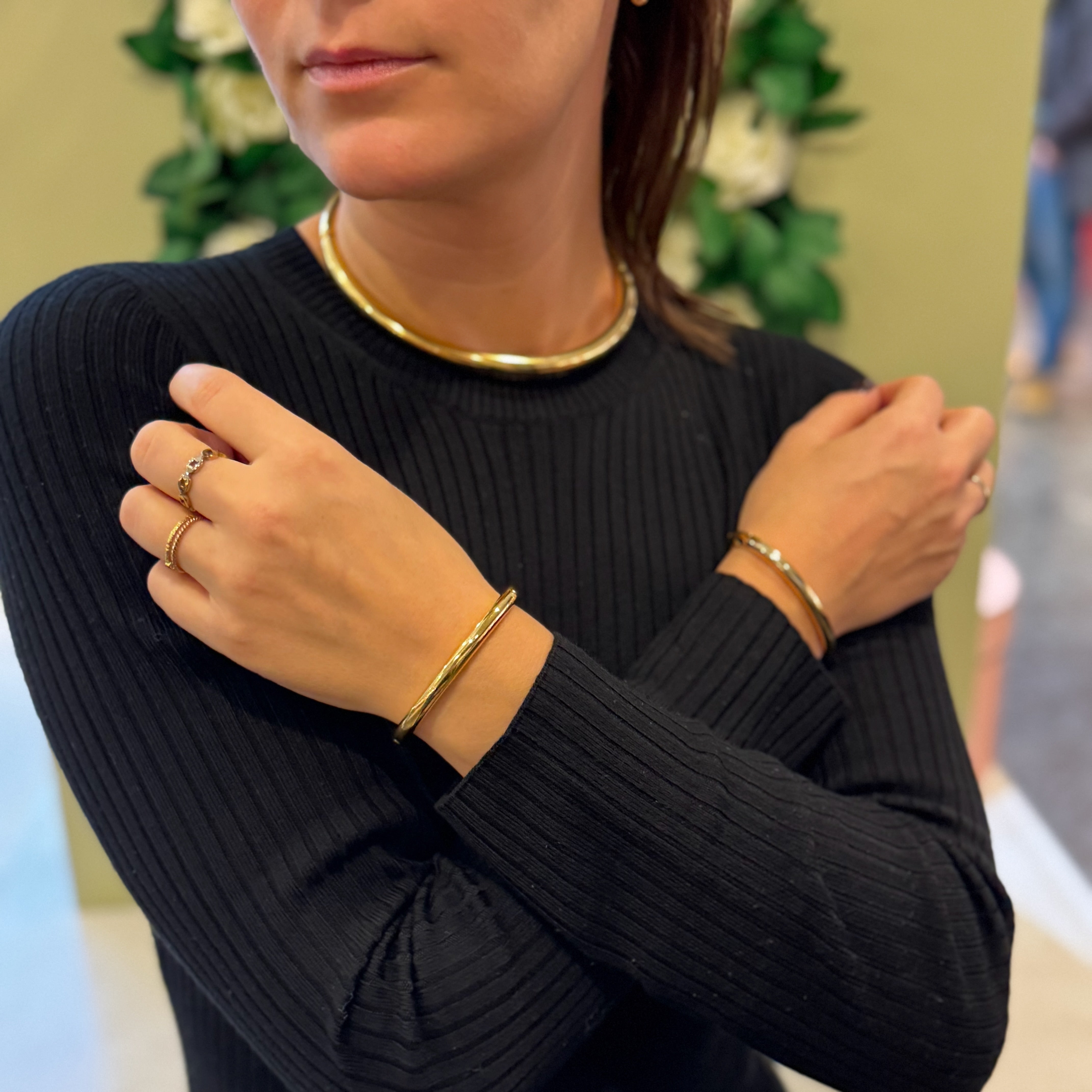 Thin locking jewelry bangles with key (Gold)