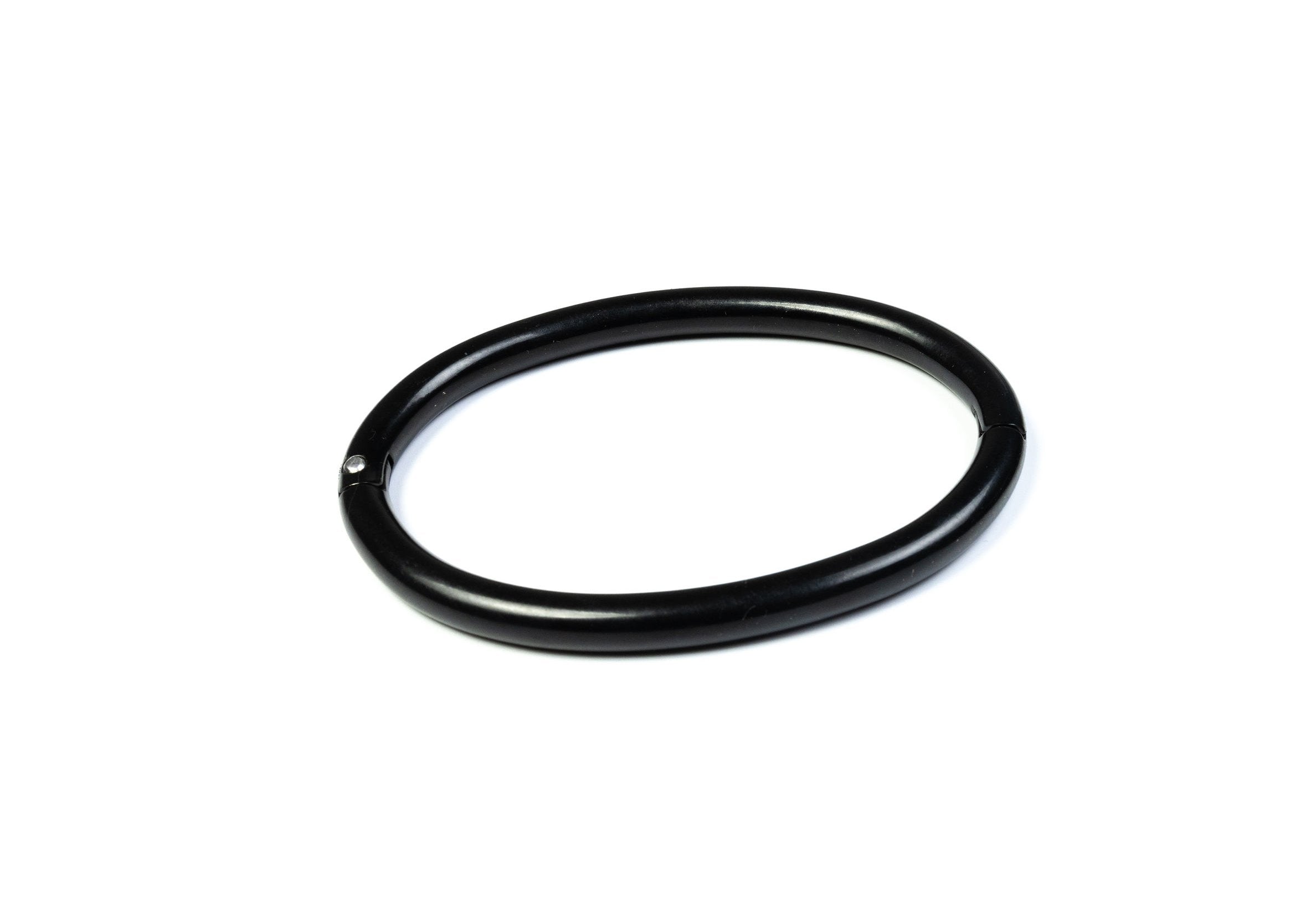 2xdeSade® Cuff 6 mm black – Elegant locking bracelet in stainless steel with hidden Hex‑Lock. Available as a Single Piece or a Set of Two