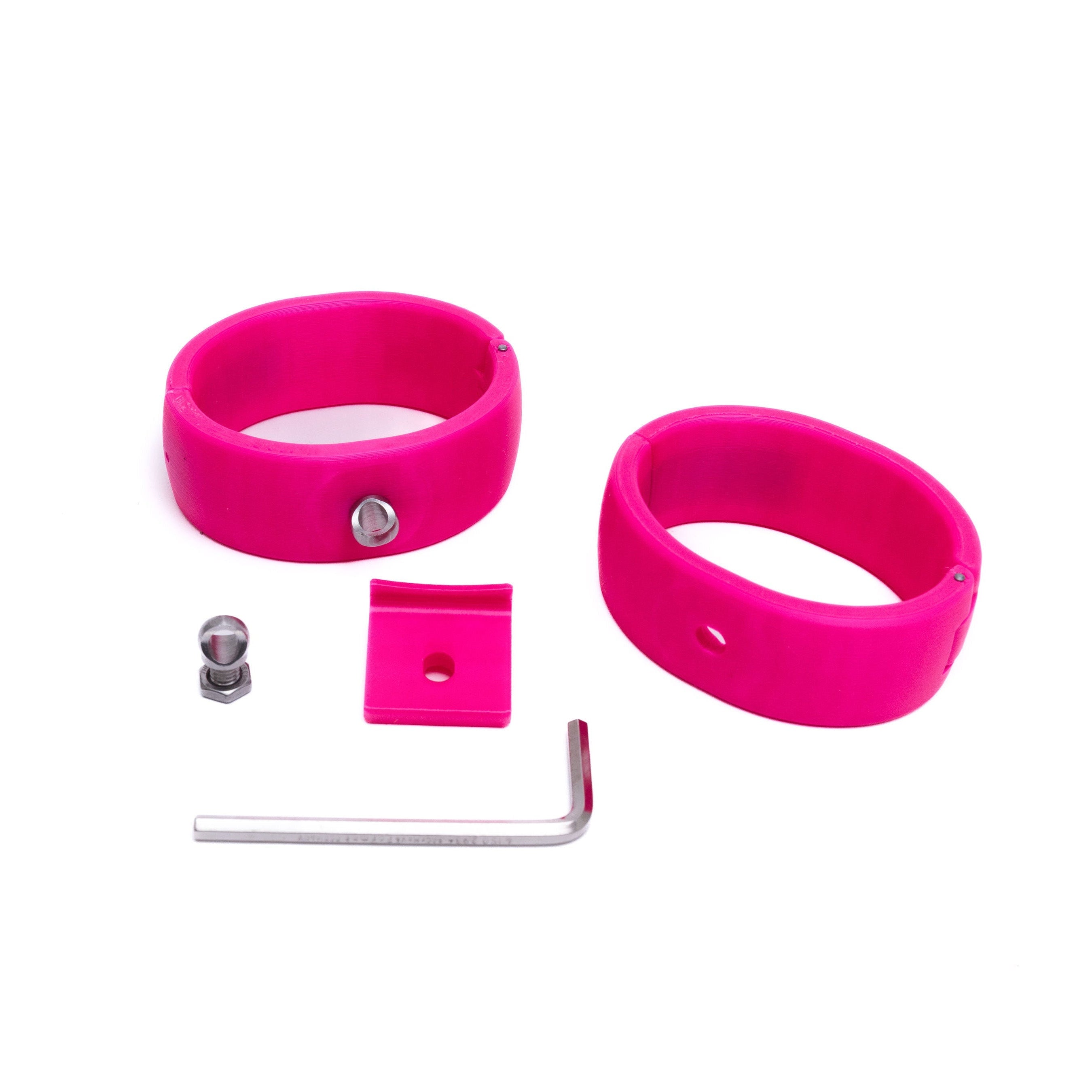 Quick Shackles Adapt starter - the new bondage system for endless possibilities